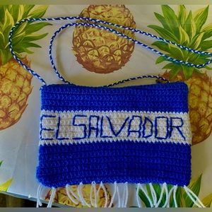 Salvadorean purse 👜